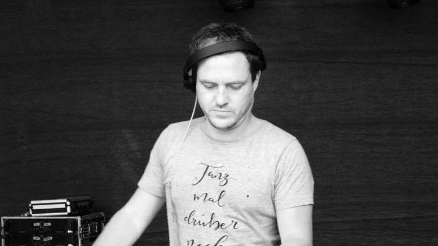 Luca ( Minimal Bar) & Freunde